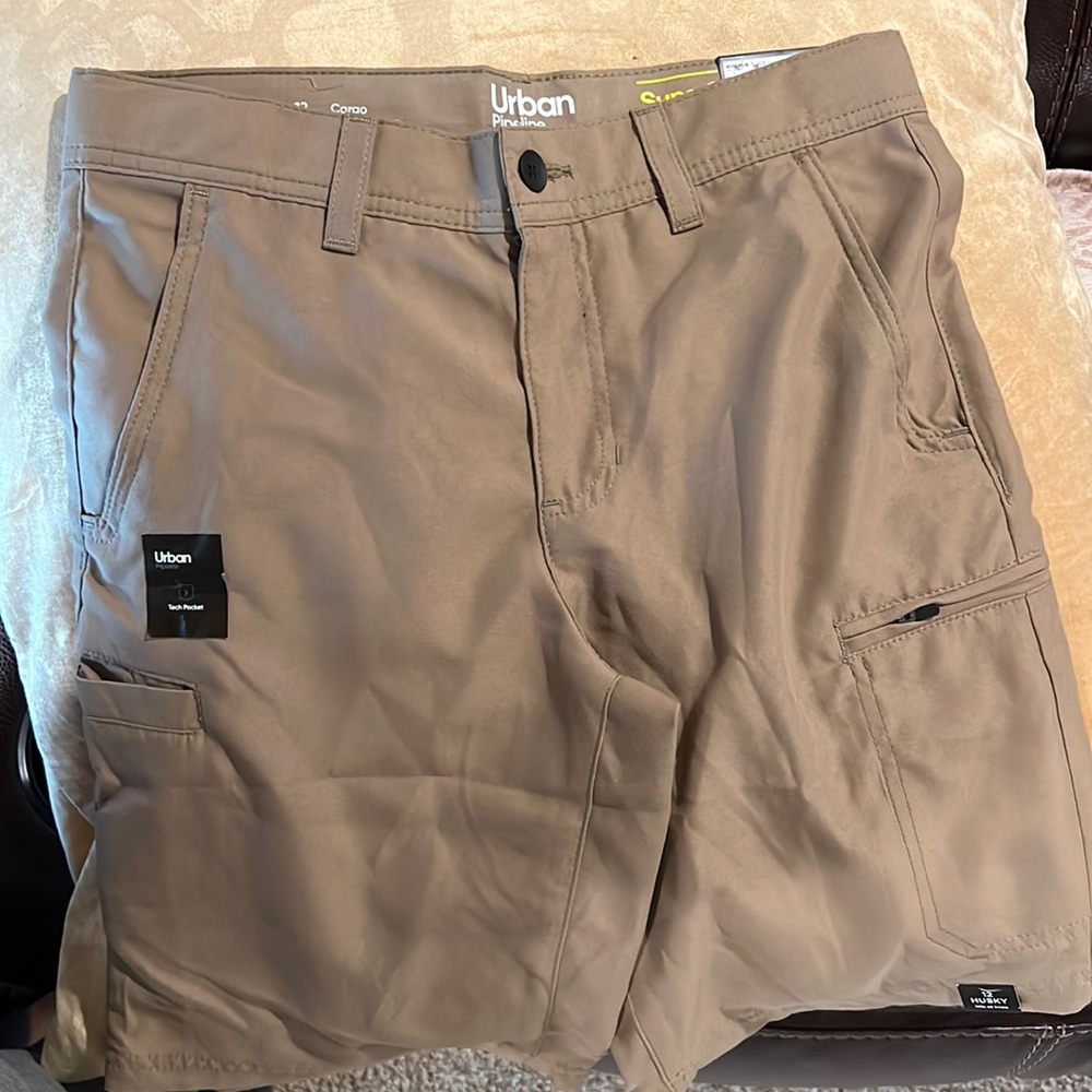 Urban pipeline tech cargo size 12 husky shorts